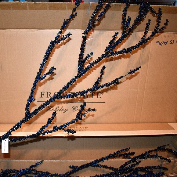 Frontgate Twig Berry Stems, Set of Six #185373   Add fresh color and texture to - Picture 5 of 8